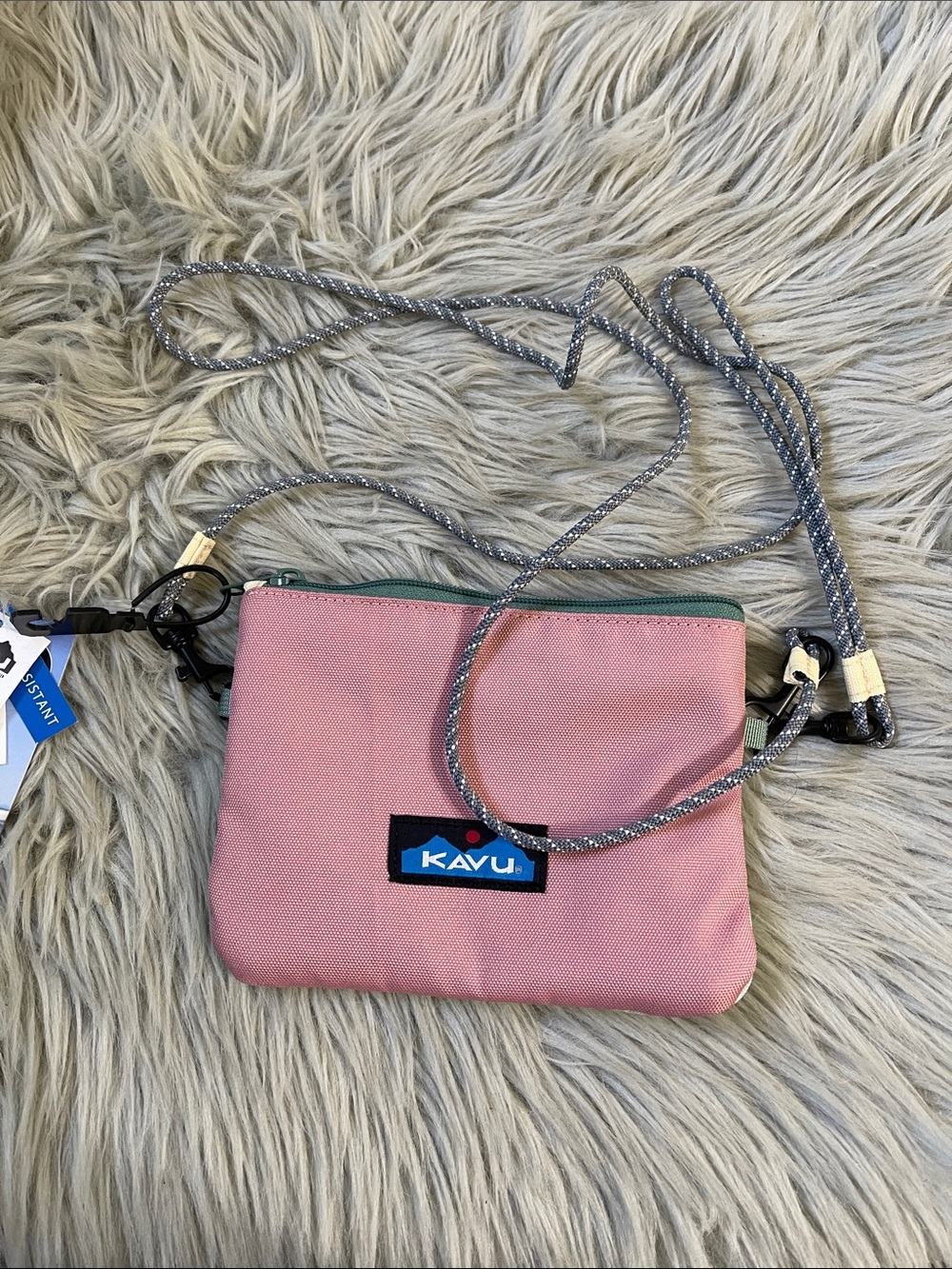 Kavu renrose Pink Crossbody Pouch with Green Zip